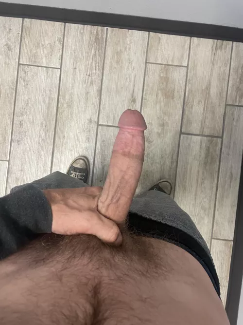Pretty dicks need licks 👅👅
