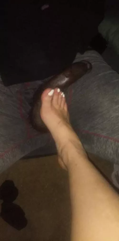 Pretty toes soft soles.. can’t leave the balls out the fun