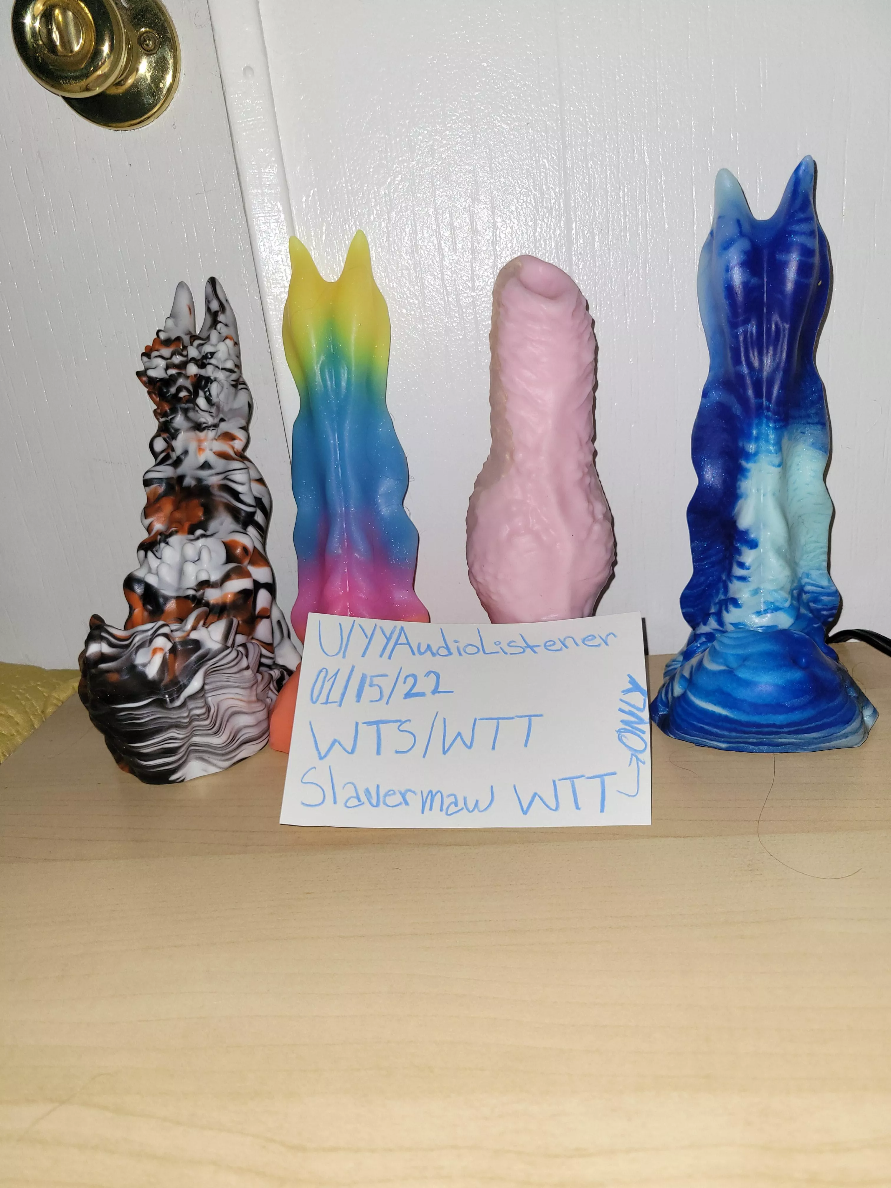 PRICE DROP. WTS/WTT US Only Sorry for the Inconveniences.