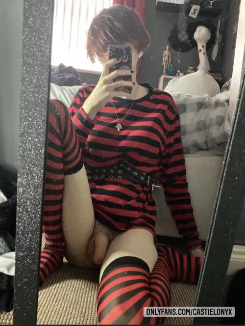 Psst they’re fake 💕🥥