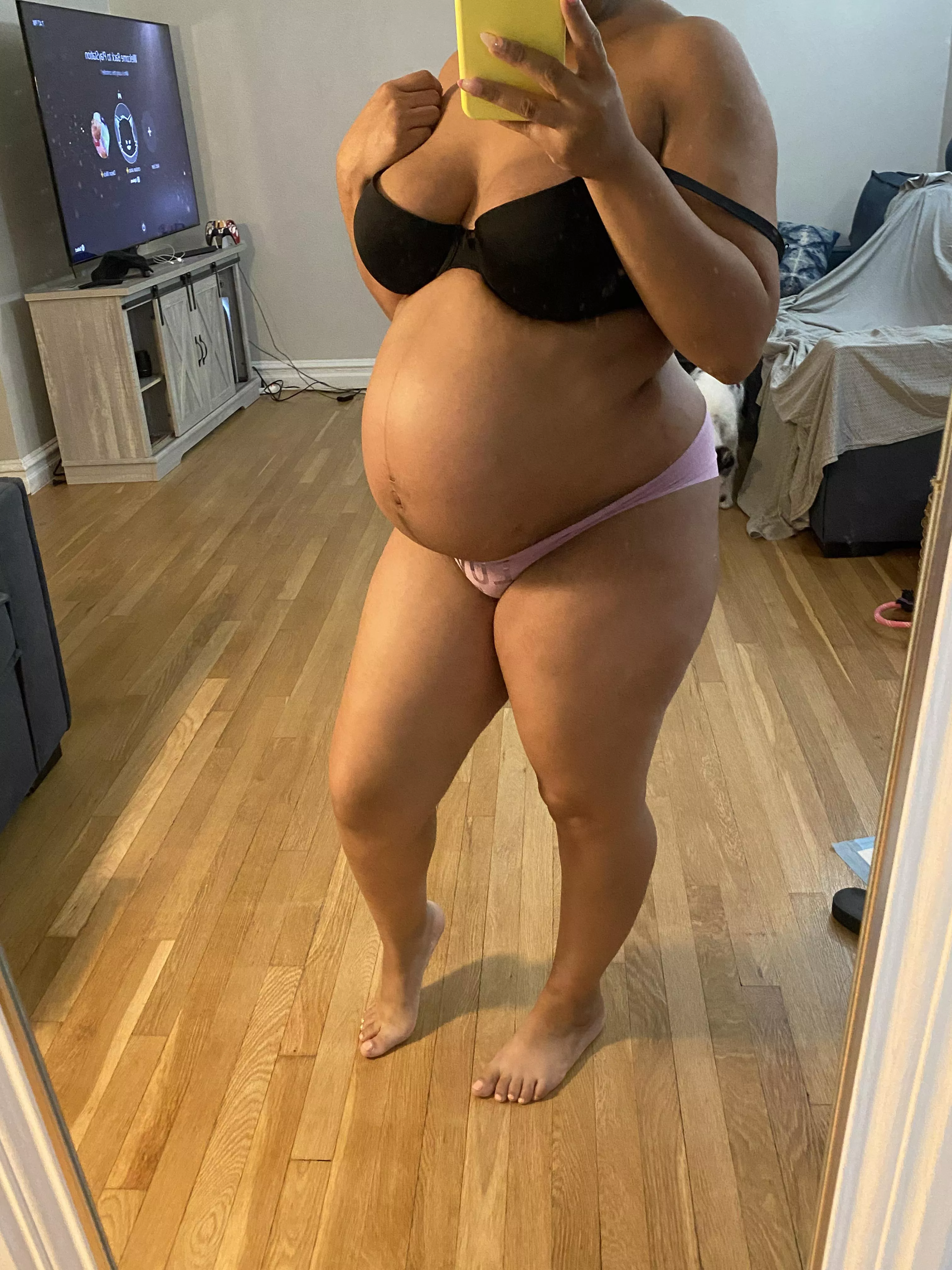 Pull my bra off and suck my nipples, Dm me for customs Pull my bra off and suck my nipples, Dm me for customs