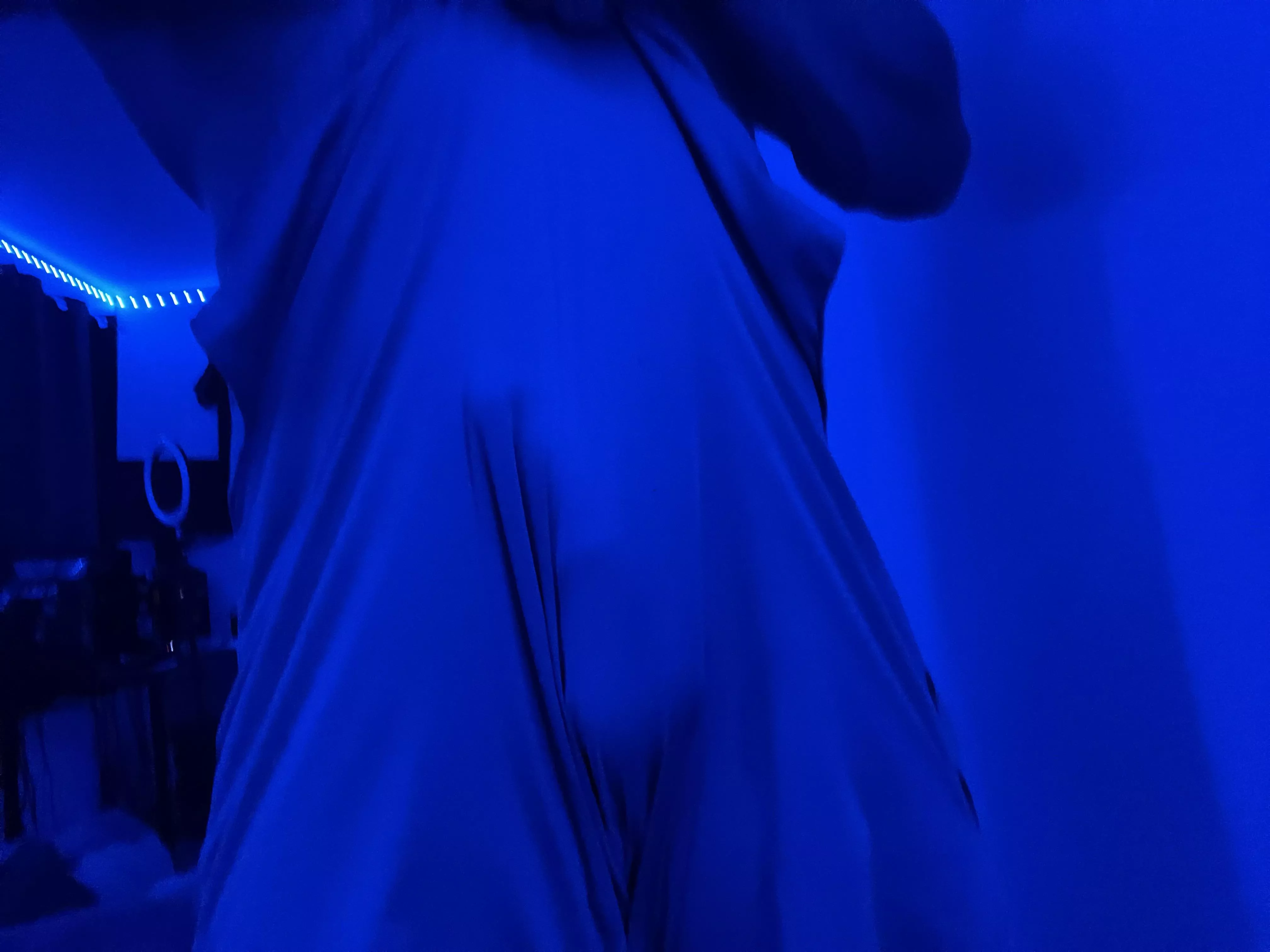 Pulling the pants all the way up