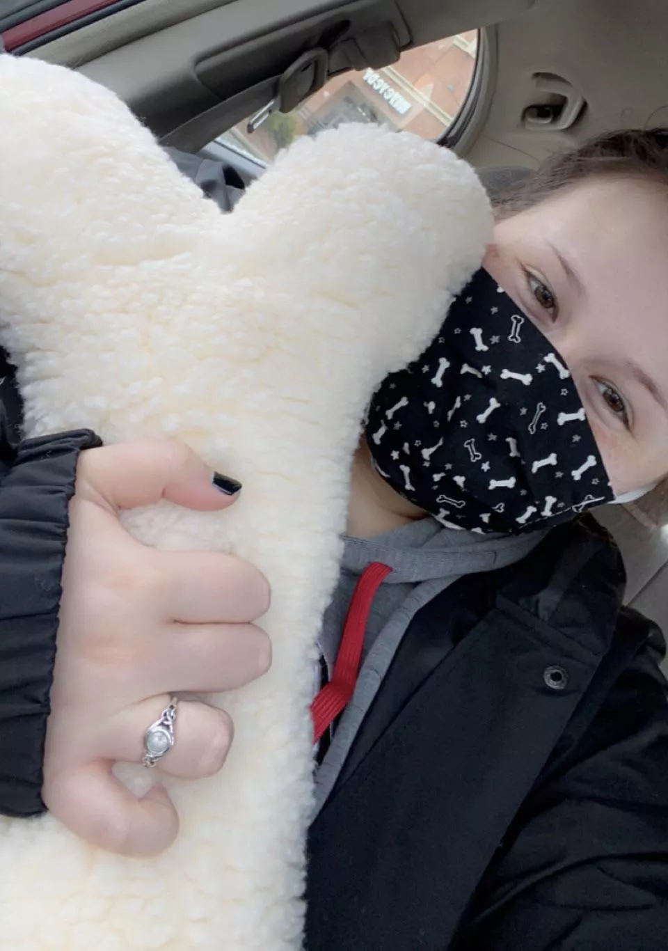 Puppies can have a little retail therapy as a treat