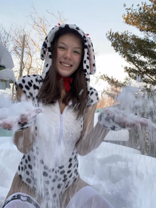 Puppy loves the snow🥰❄️