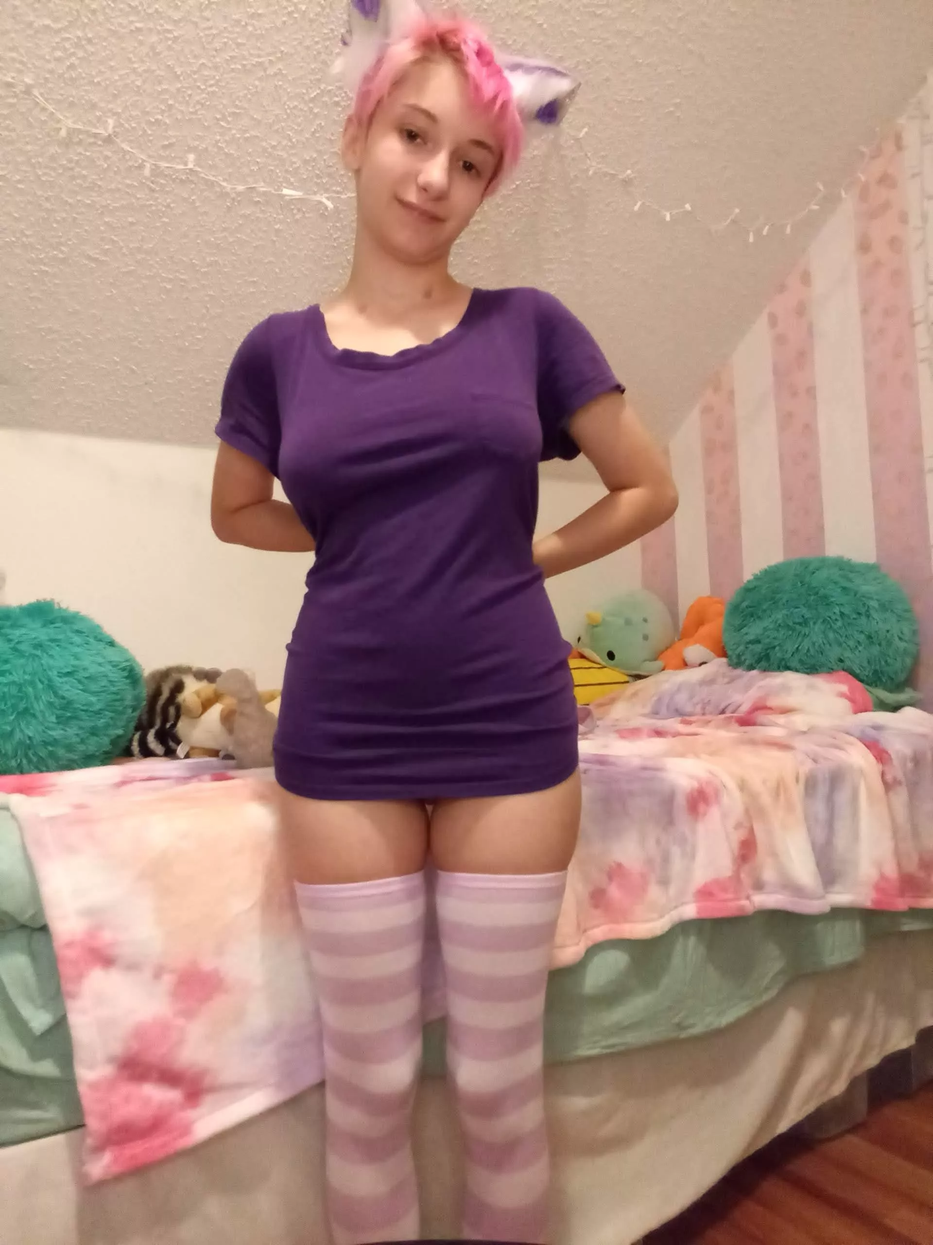 Purple Stripe socks and grape ears? What a perfect set! Purple Stripe socks and grape ears? What a perfect set!