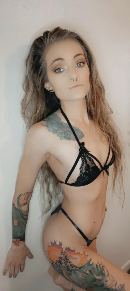 Push me up against the wall🥵😏