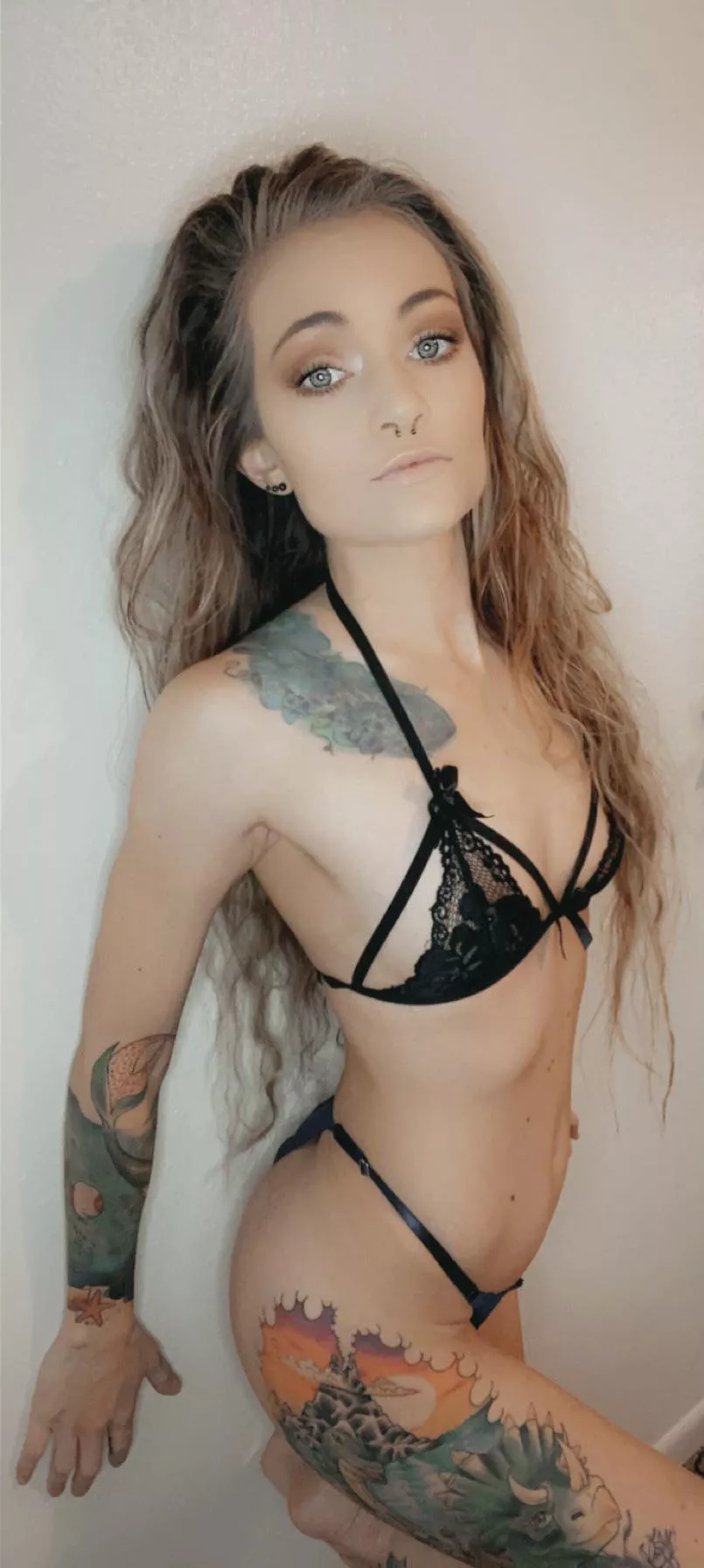 Push me up against the wall🥵😏