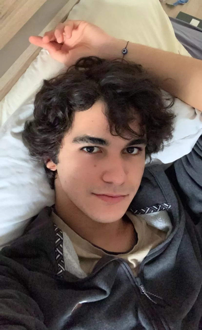 « Put the pen down, dear. We both know you’re not writing anything. »