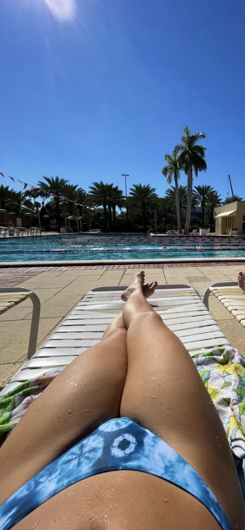 Put ur head between them