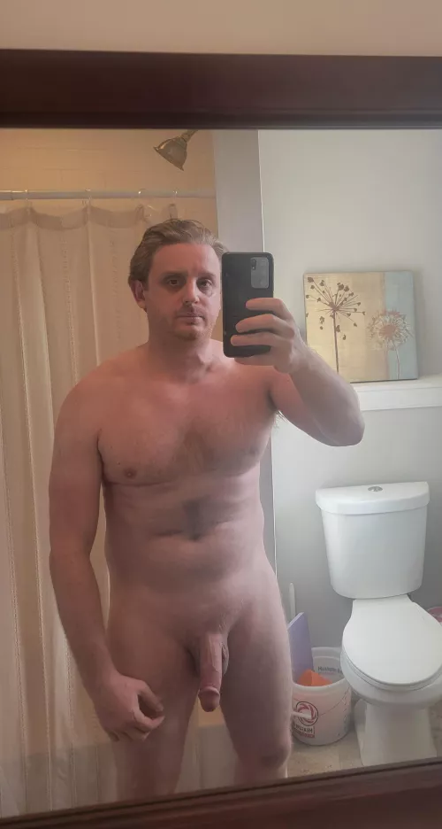 Quick lunch break nude