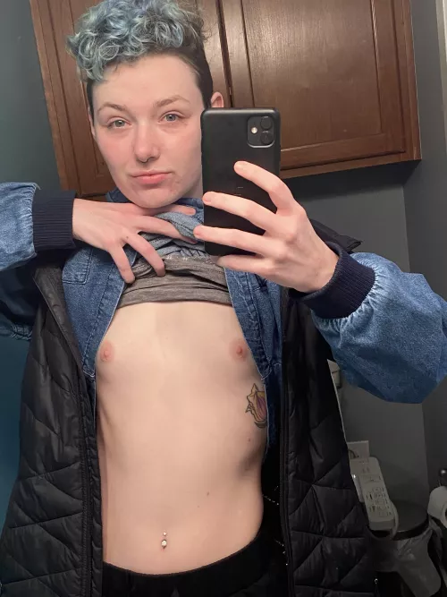 Quick pic before heading into work 😝🙈💖