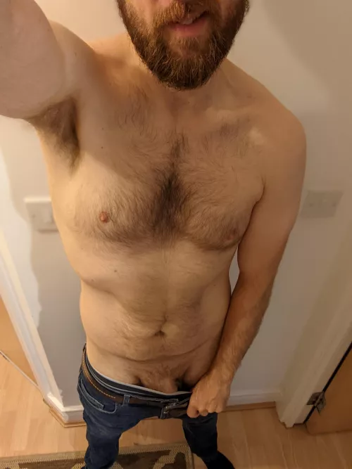 Quick pre-work pic - happy Friday! π