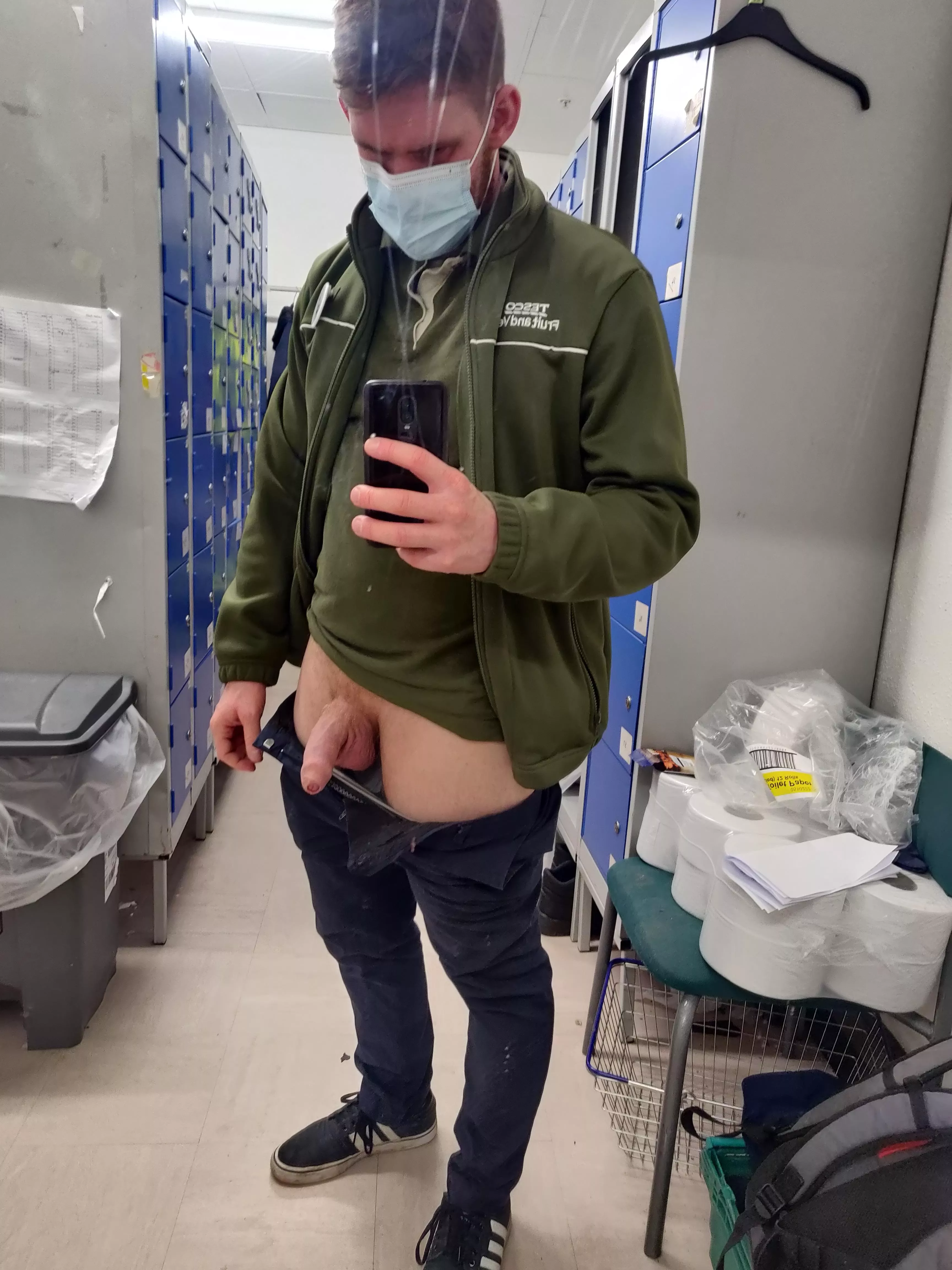 Quick selfie in the locker room