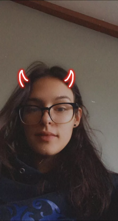 Quick selfie this morning, how are you? 😜