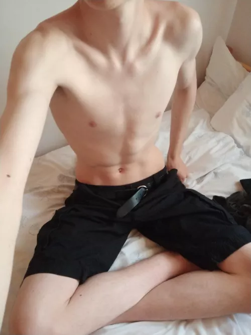 Quick shirtless pic :)