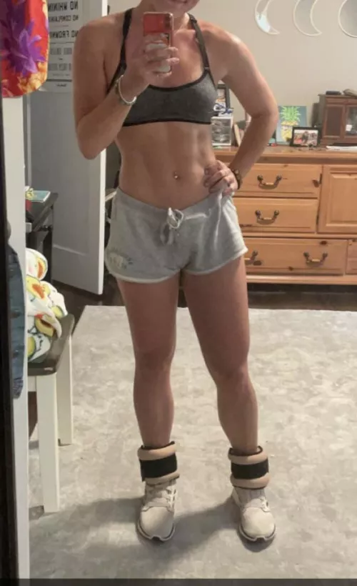 Quick trade f23, Kik younghotcouple5 MUST SEND NUDE SAMPLE