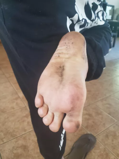 Quit staring at my feet, they're so dirty.. but kinda yummy ππ₯΅