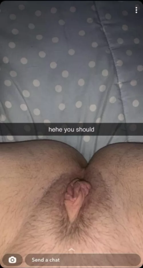 Rate Kayla’s beefy lips?