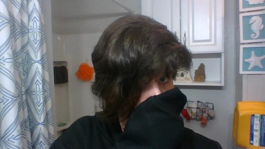 Rather new here to Reddit, hope you will be kind to this new princess~! ❤️ still learning how to use this app >>