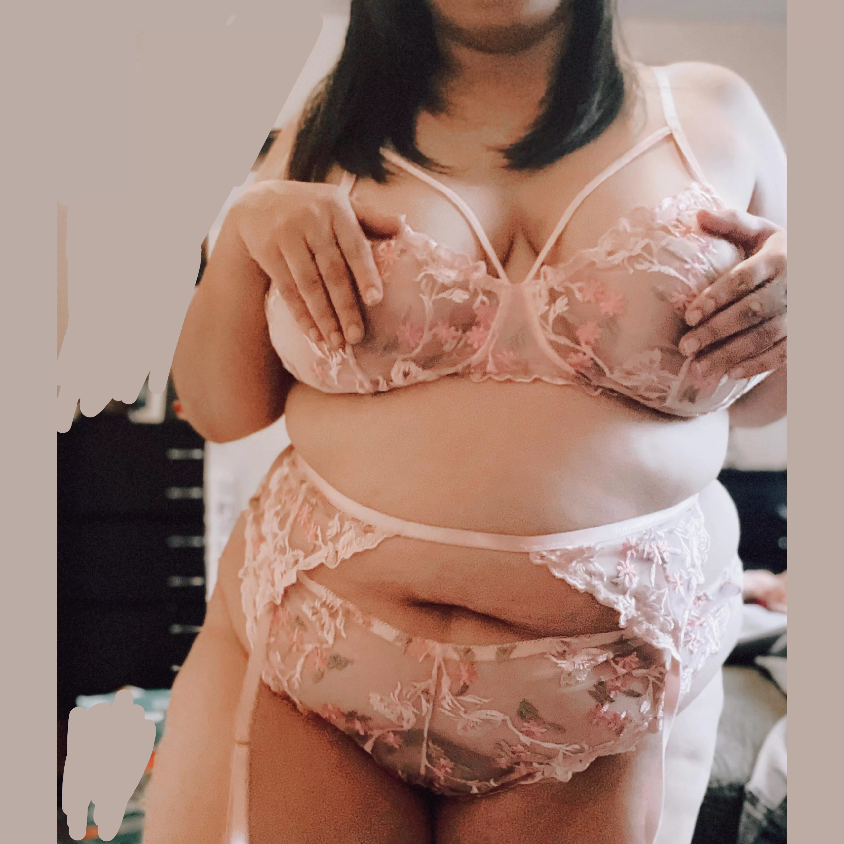 Ready for a fun night 🌸