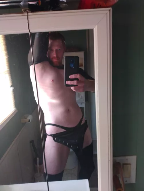 Ready for another night at work, anybody want to see me doing what I do???