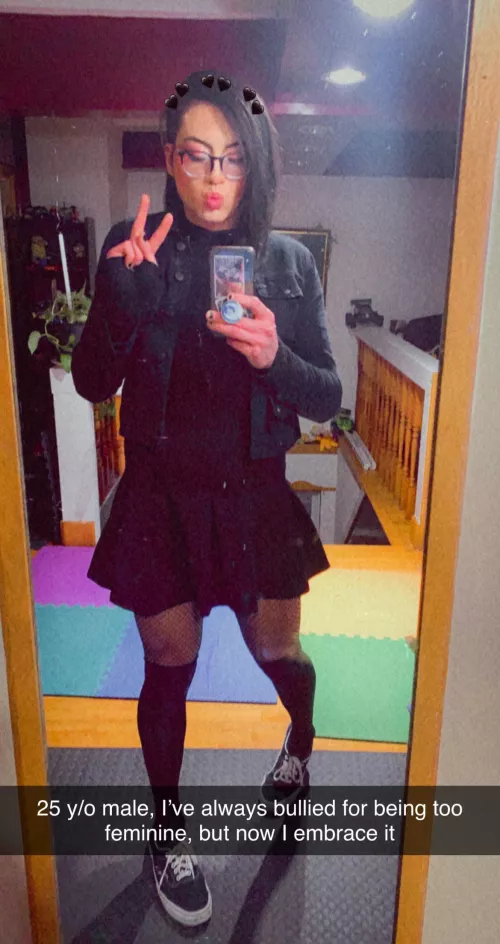 Ready to be taken out on a date without a date (╯︵╰,).·´¯`(>▂<)´¯`·.(〒﹏〒)