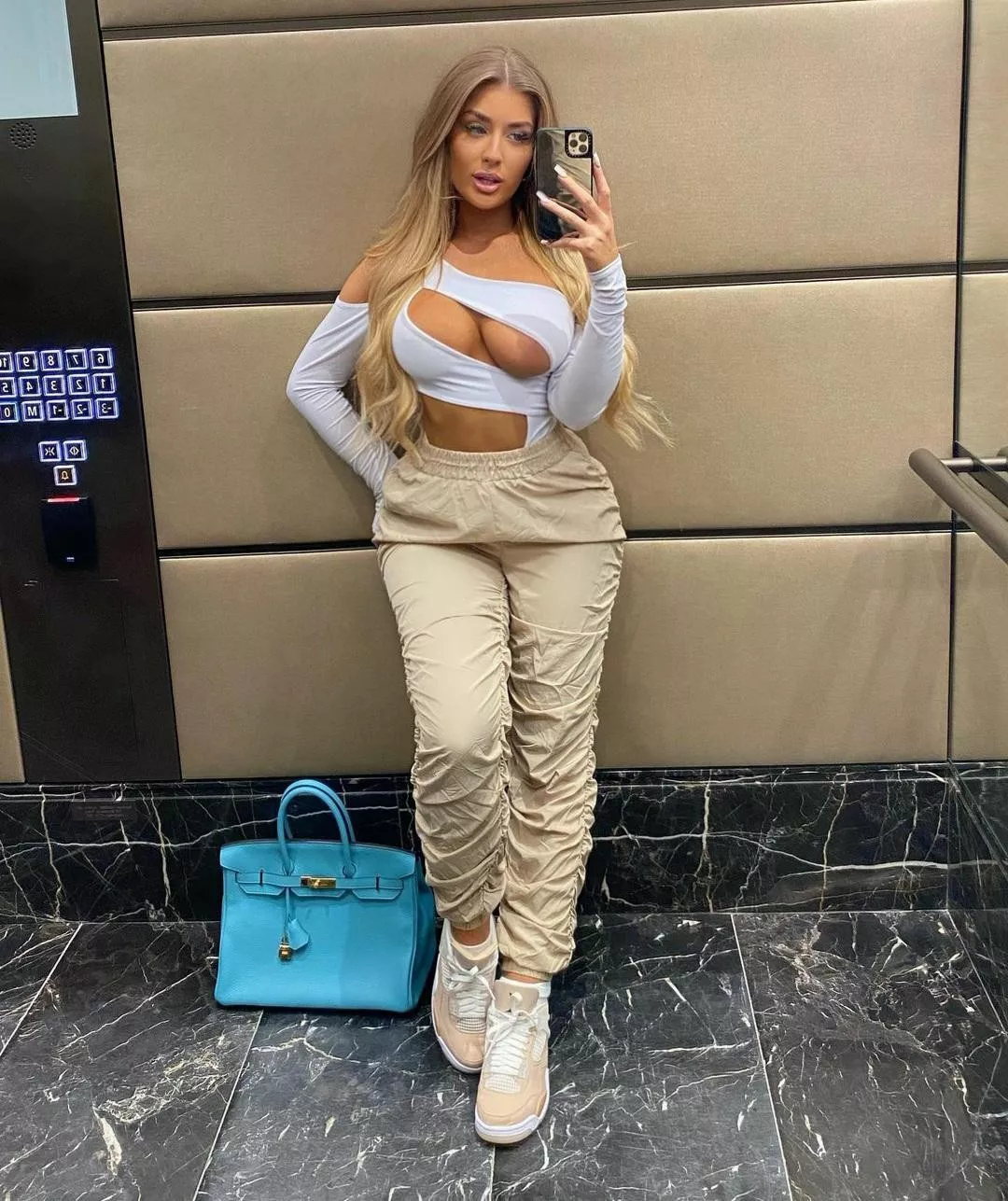 Ready to catch peoples eye