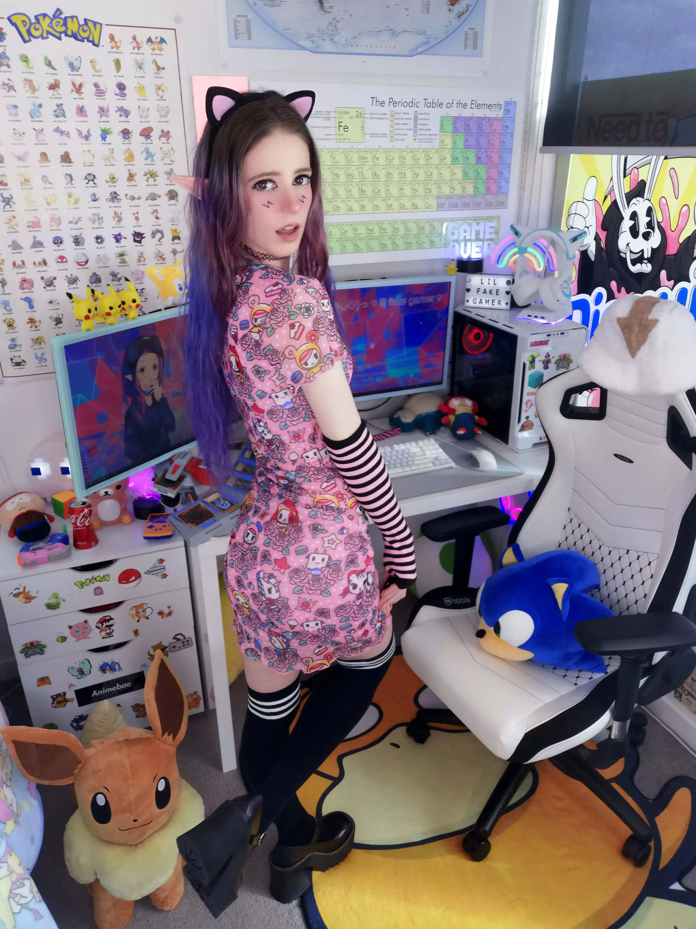 ready to stomp on you 😊❤️