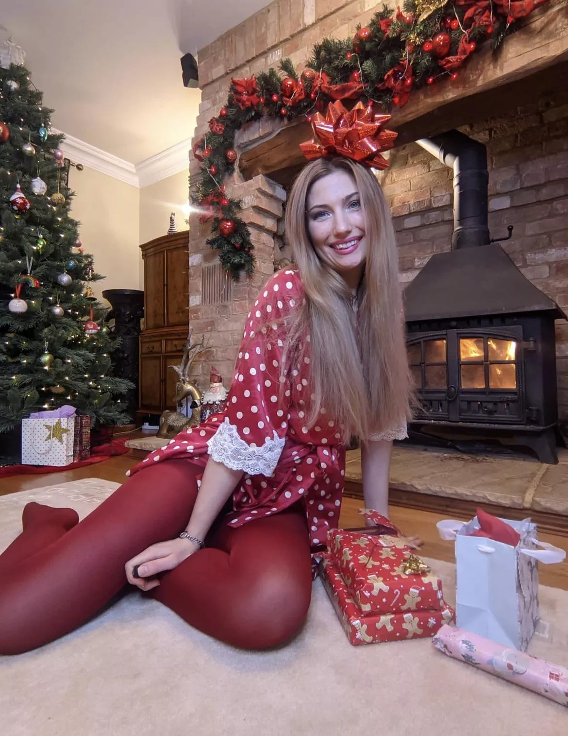 Red and festive 🥰🎄