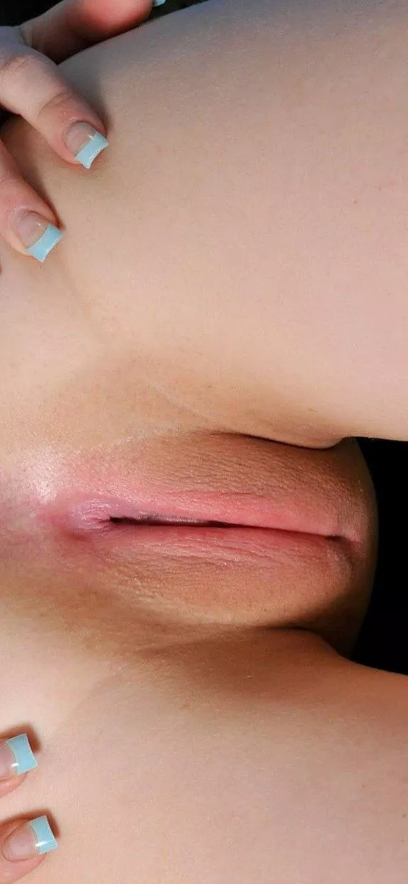 Red from waxing still📵🔞🛑🔥