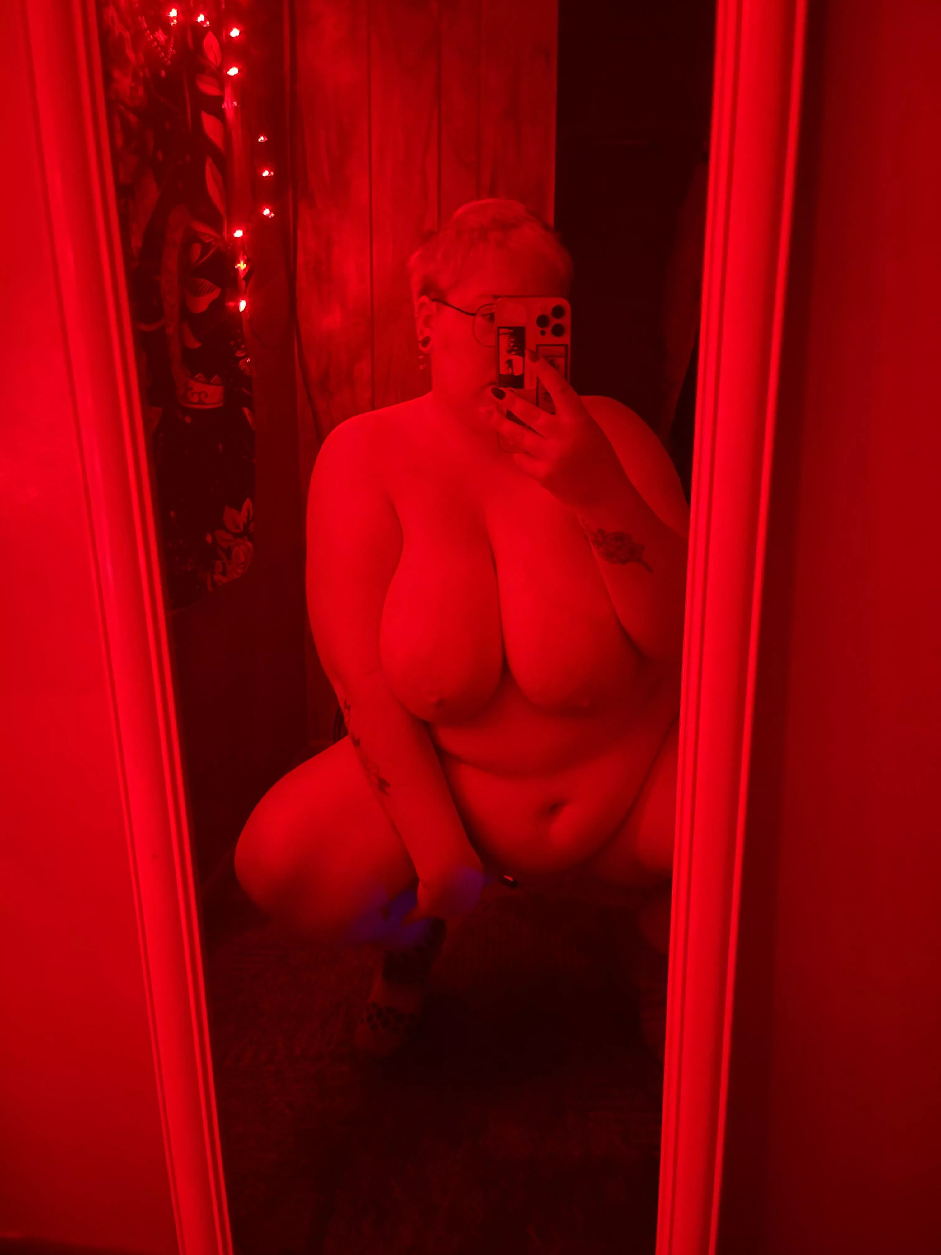 red lights are sexy 😉