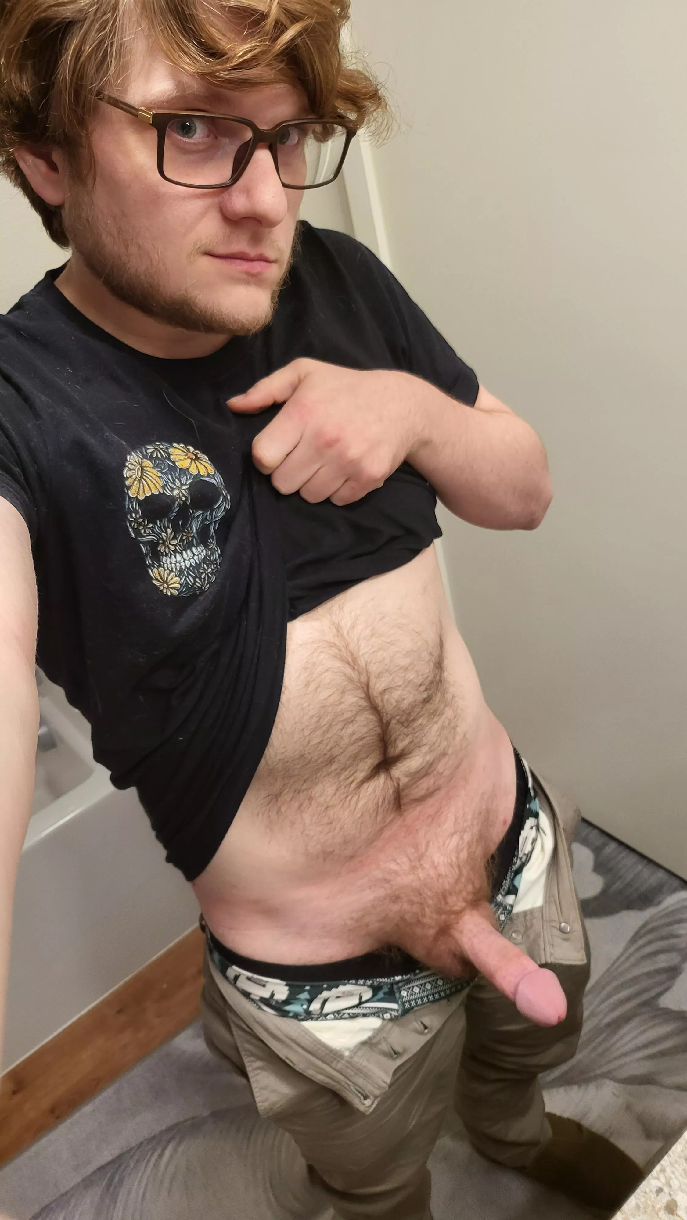 Red rover red rover, bring those lips over to [m]e~