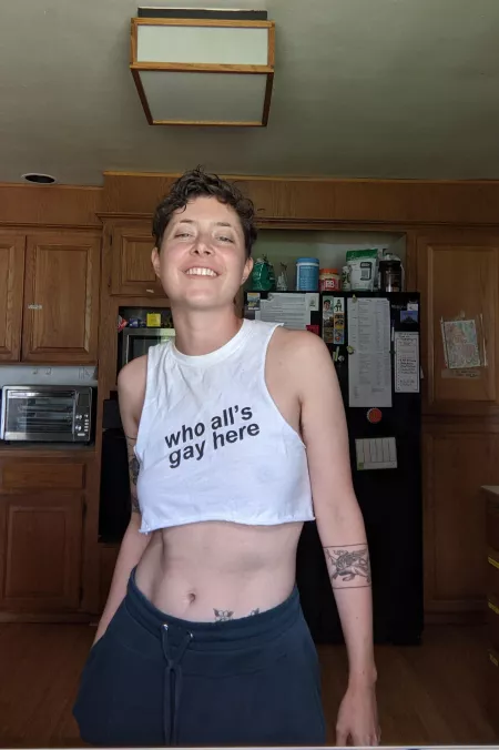 Reddit is mad that I can be a boy with tits but I just stay cute so... 🤷