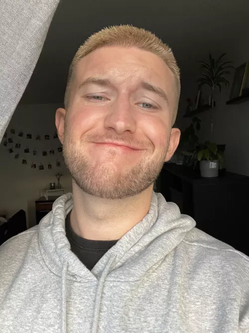 regrowing my natural hair (after bleaching it blonde) π