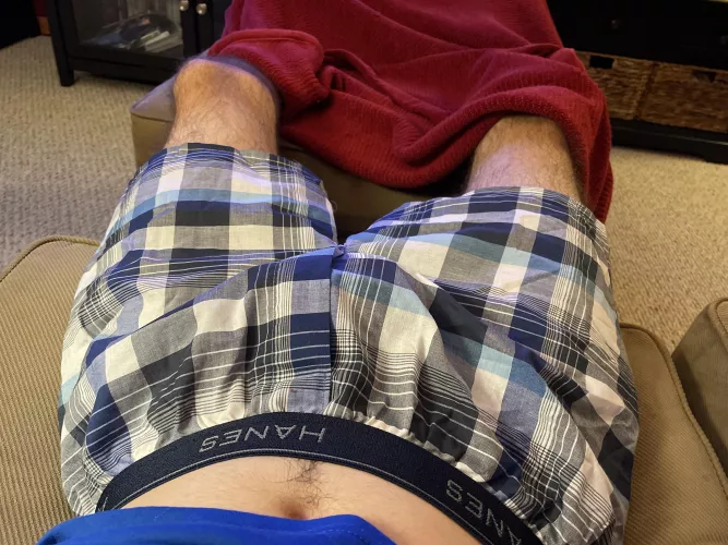 Relaxing in your boxers shorts feel so good🤤pms open
