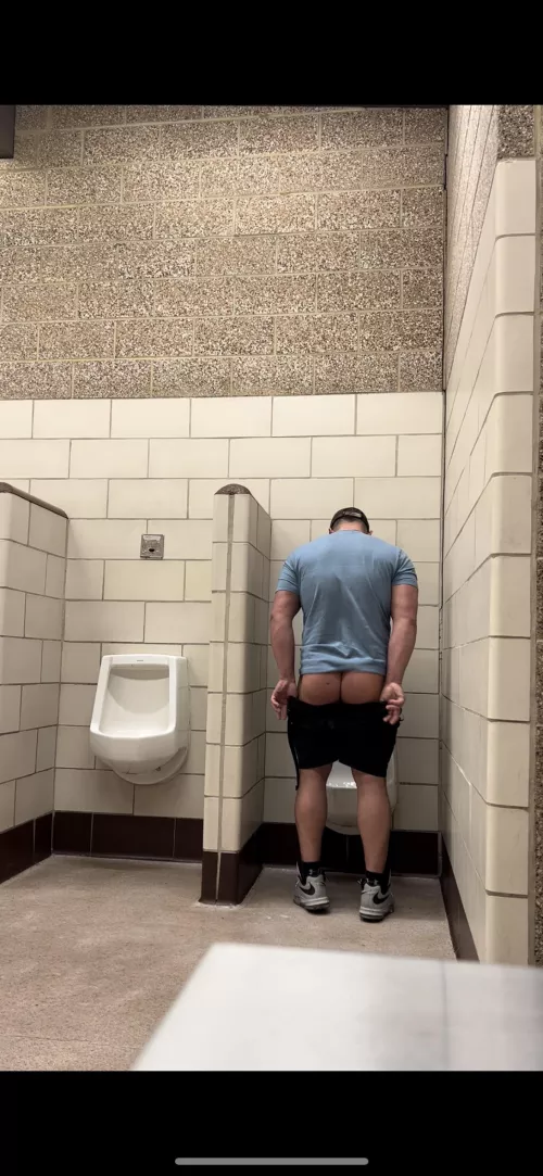 Rest stop looking for some fun