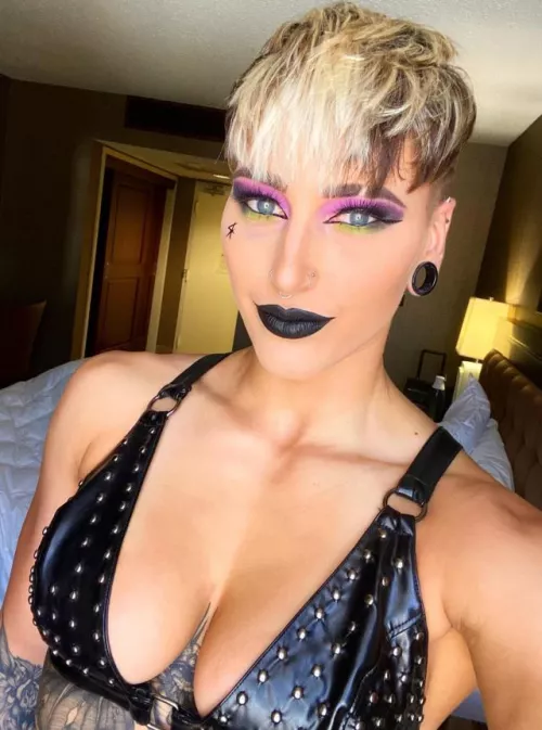 Rhea looking so fuckable