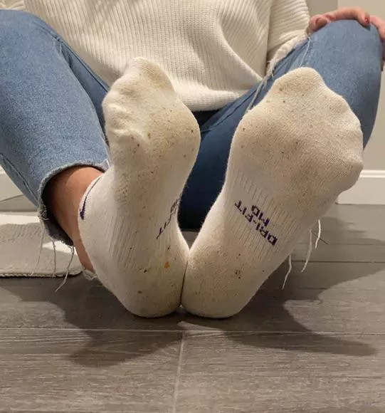 Ring in 2022 with my dirty socks π Ring in 2022 with my dirty socks π