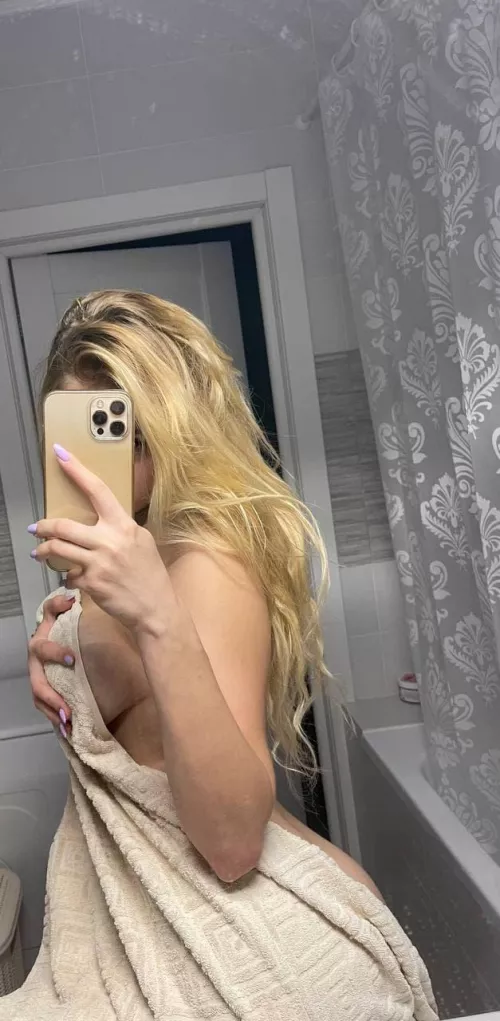 Rip off the towel and see my sweet youthful body๐ฆ๐