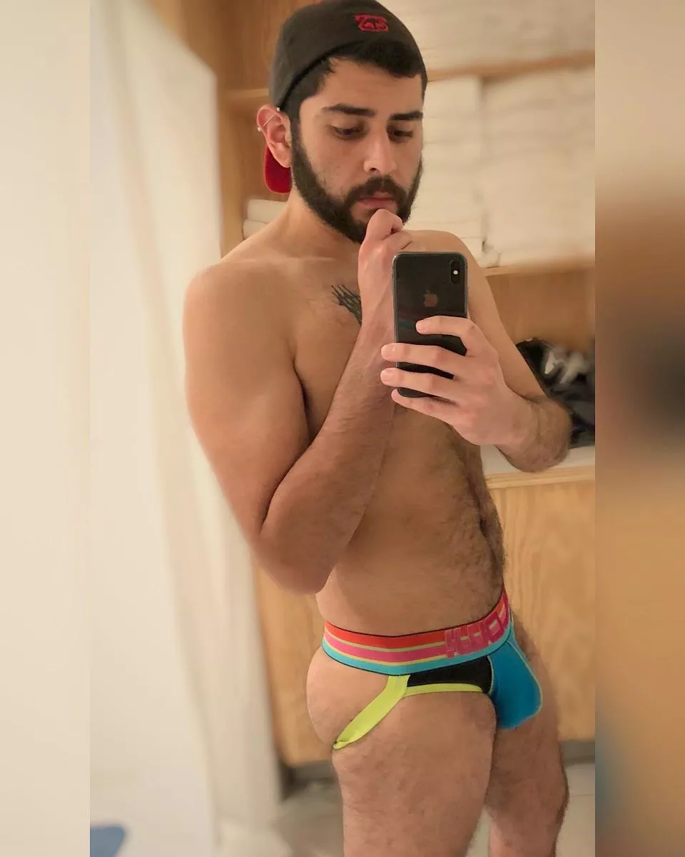 Rip to this jock strap that ripped last week 🪦 it fit great and I loved the colors Rip to this jock strap that ripped last week 🪦 it fit great and I loved the colors