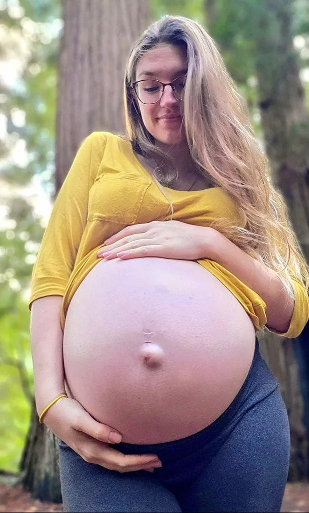 Rockin' out with my belly out in the redwoods 🌲 Rockin' out with my belly out in the redwoods 🌲