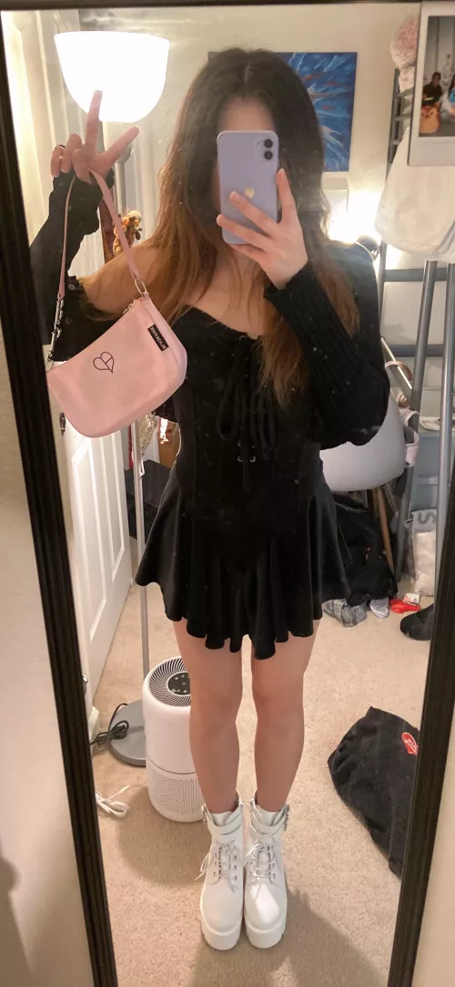 Rooms Messy, but the Fit is Clean