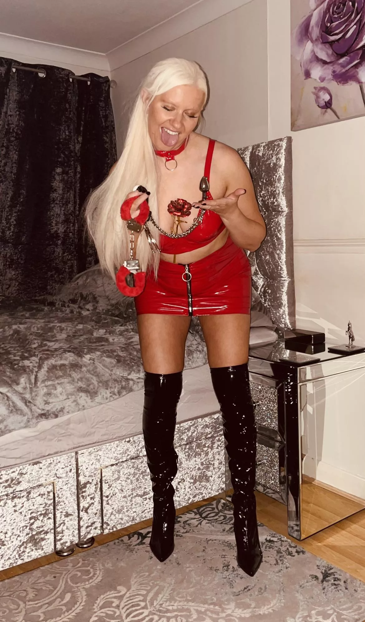 Roses are red, violets are blue, get on your knees and show me what a good sissy slut can do Roses are red, violets are blue, get on your knees and show me what a good sissy slut can do