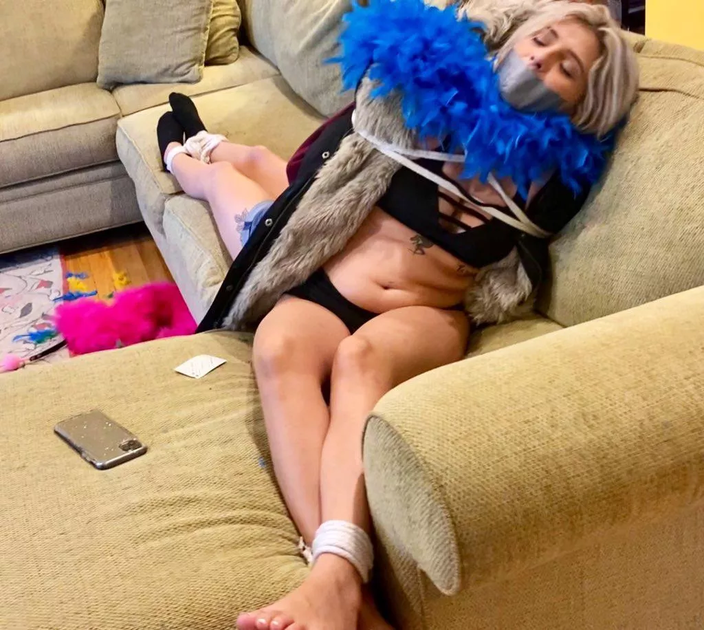 Rosie and Blake are in The Hot Seat at tiedtales