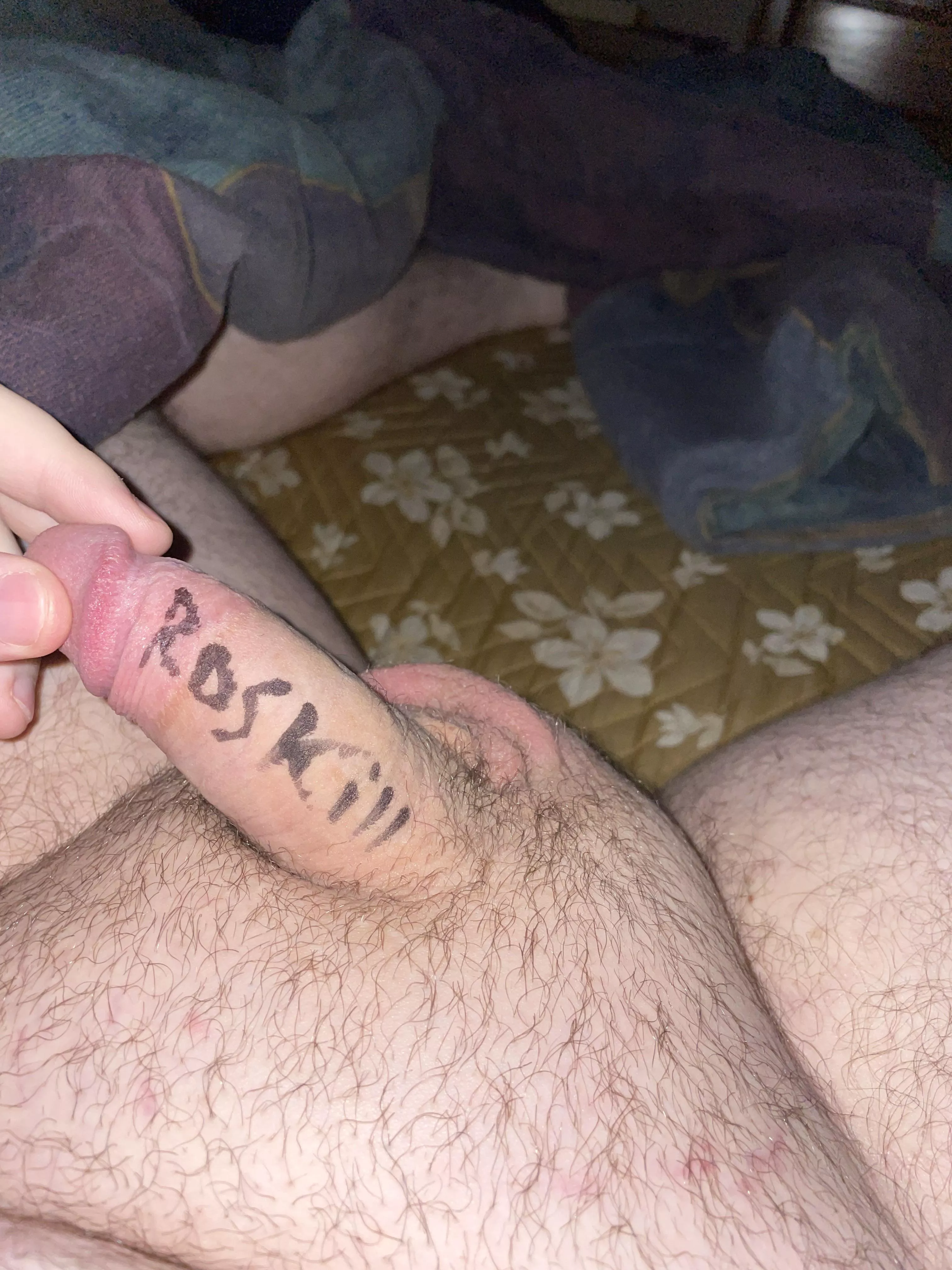 Roskill10 still beats my pathetic tiny cock