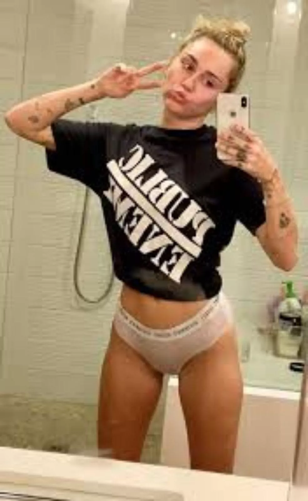 Rp as Miley Cyrus for me Rp as Miley Cyrus for me