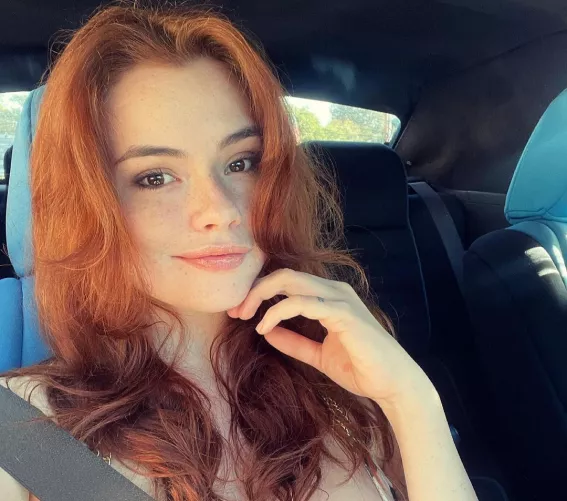 Sabrina Lynn