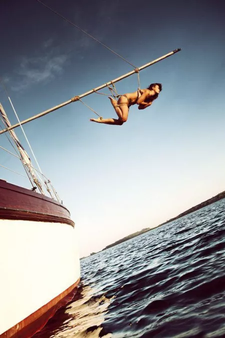 Sailing away ๐