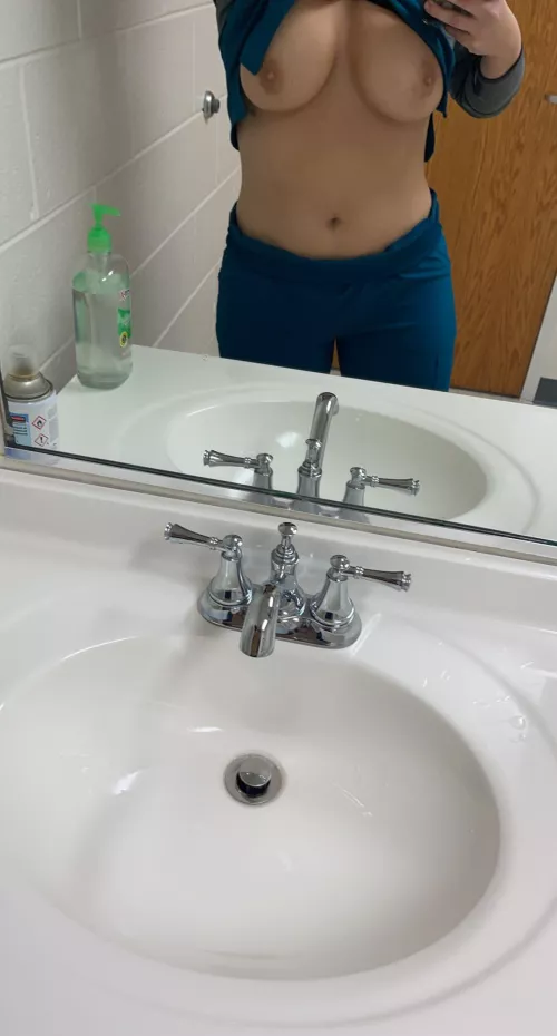 Same mirror, different day