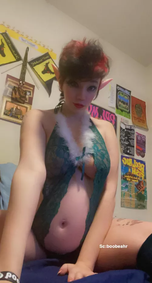 Santa sent his best elf to help you out 🙈